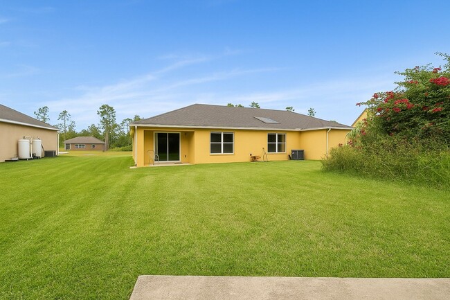 Building Photo - 349/351 Justice Ave