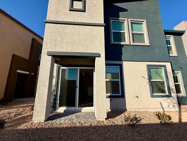 Building Photo - Brand-New Townhome for Rent in the Highly ...