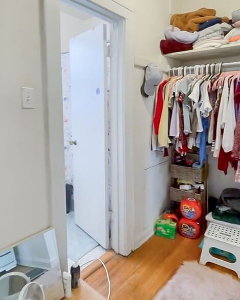 Building Photo - 435 W Surf St