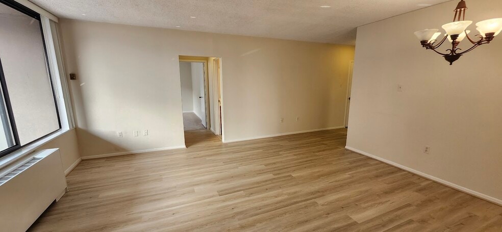 Bedroom/Bath Hall - 3705 S George Mason Dr