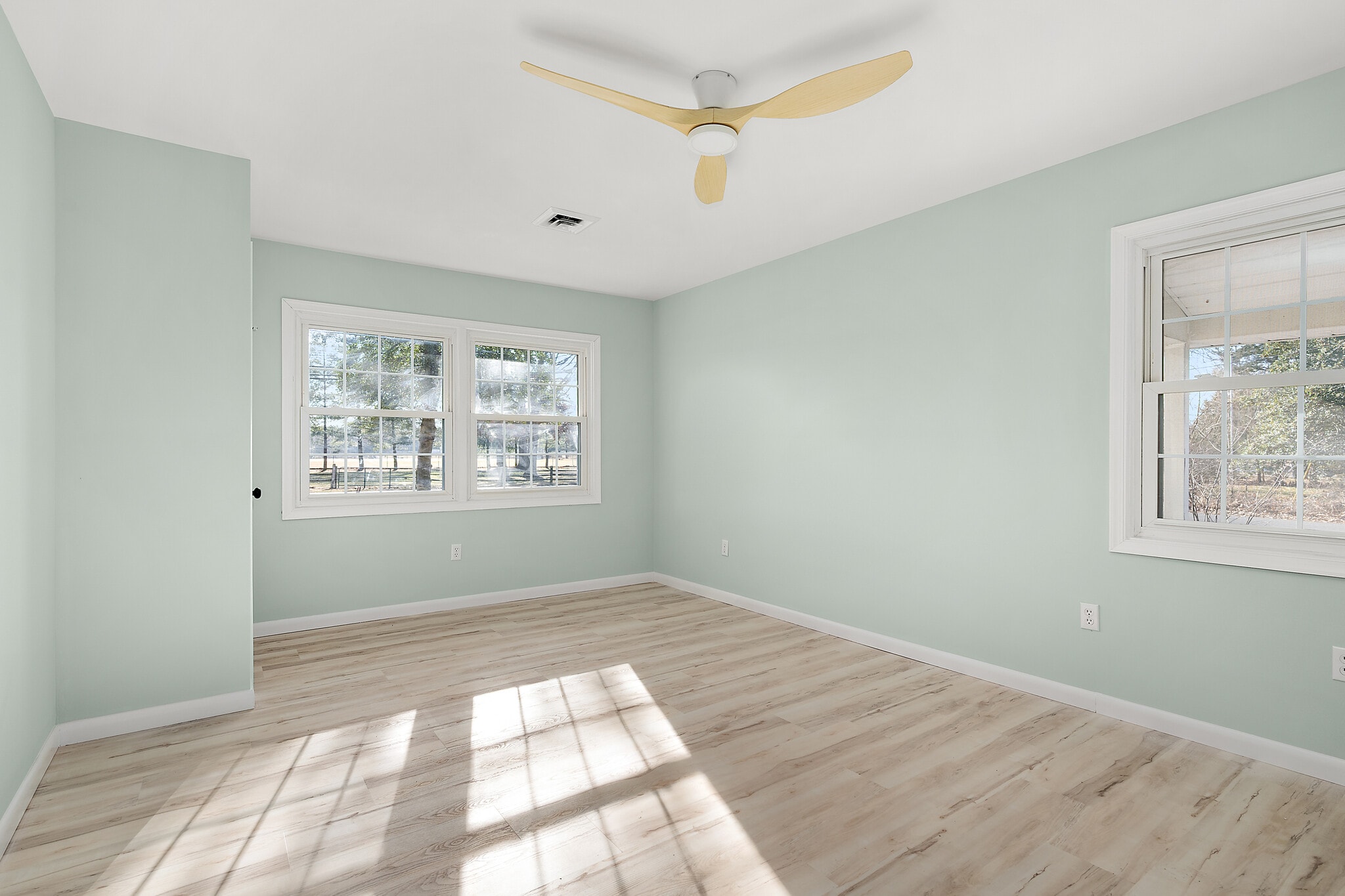 Building Photo - 31568 Old Ocean City Rd