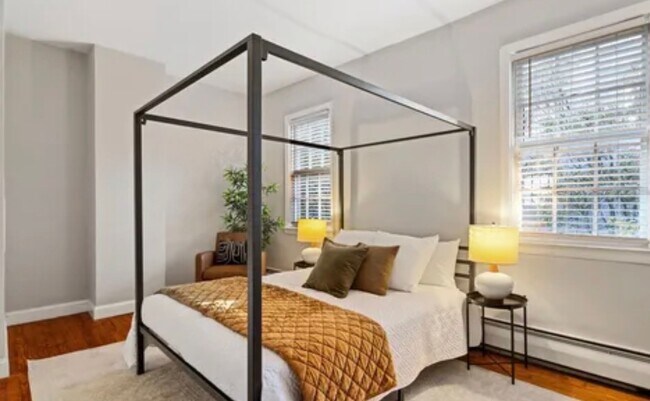 Building Photo - 1238 Waverly Walk