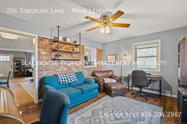 Building Photo - 206 Simsbury Ln