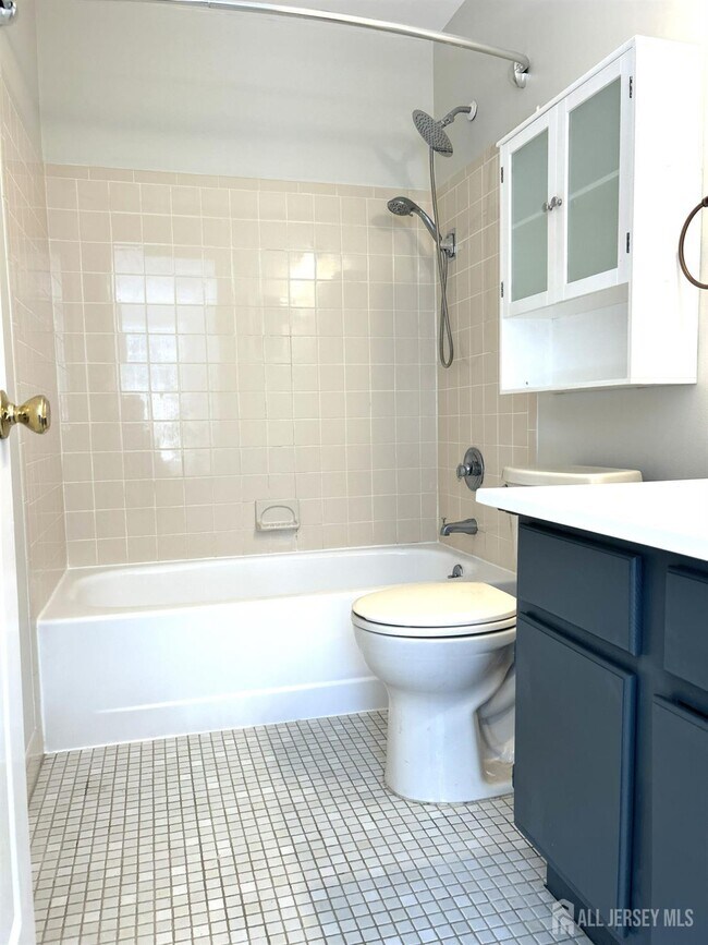 Building Photo - 7302 Elm Ct