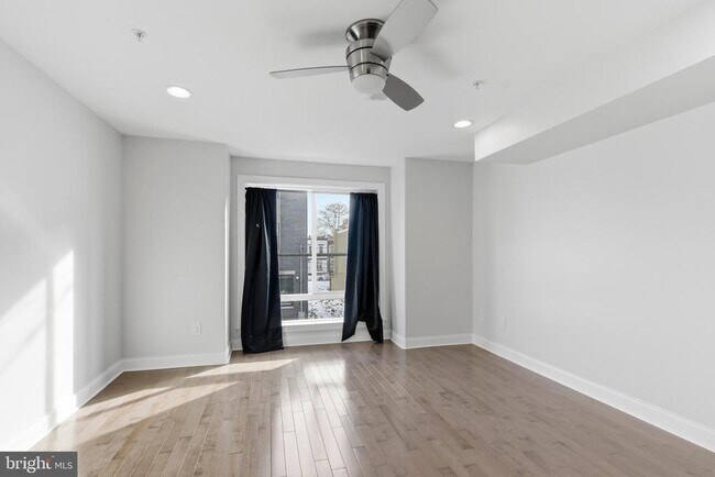 Building Photo - 1752 N 27th St