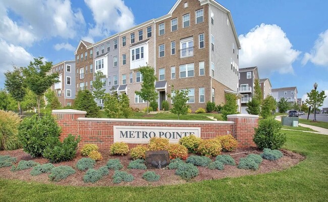 Building Photo - 3004 Ewell Ln