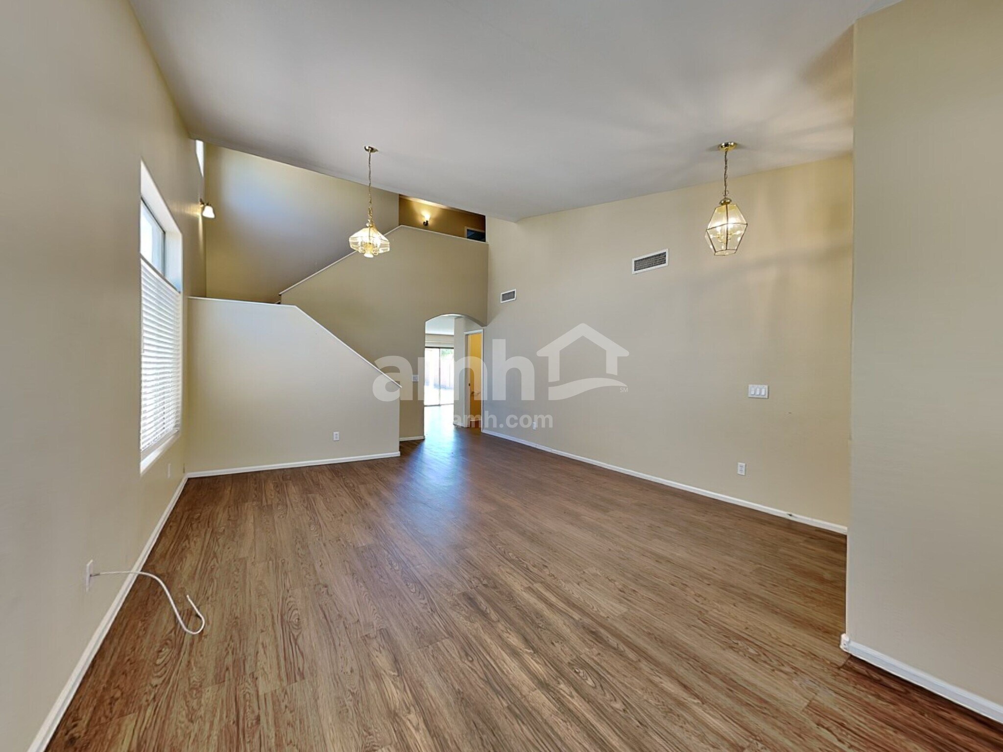 Building Photo - 8711 S 50th Ln