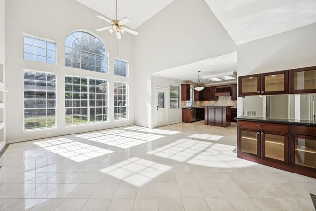 Building Photo - 3002 Autumn Cove Ct