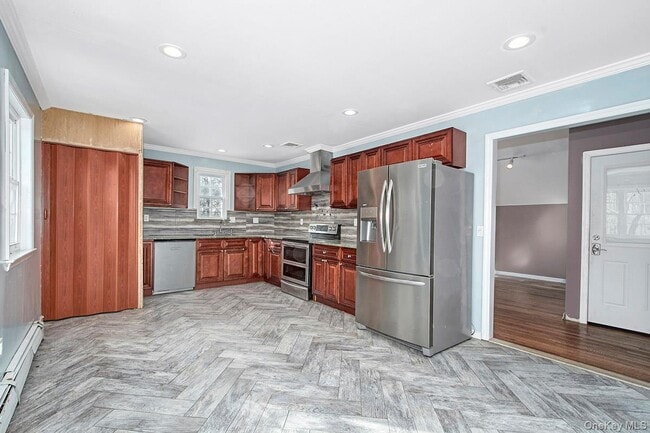 Building Photo - 50 Custis Ave
