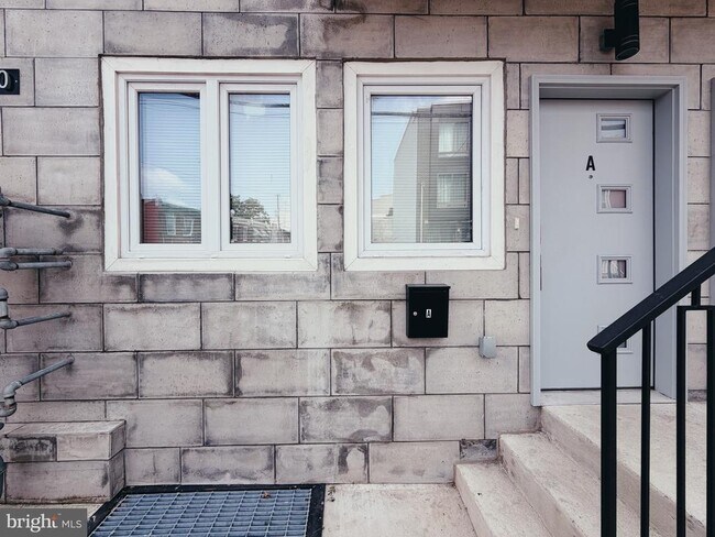 Building Photo - 2720 W Thompson St