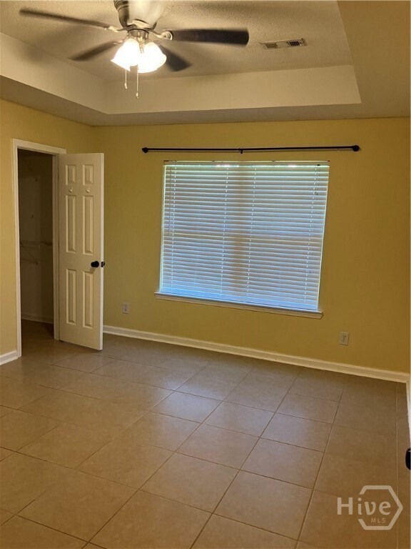 Building Photo - 164 River Bend Dr