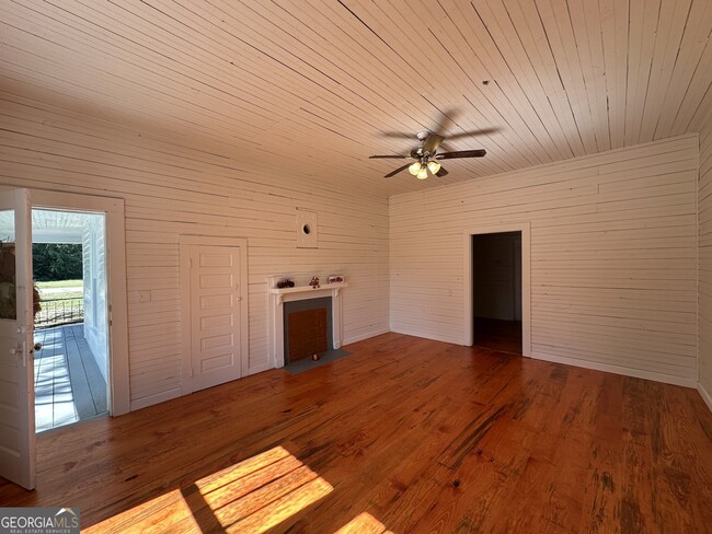 Building Photo - 1318 Lincolnton Hwy