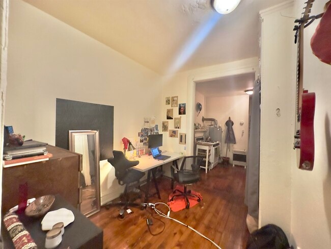 Building Photo - 505 Jersey Ave