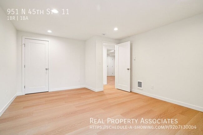 Building Photo - 951 N 45th St