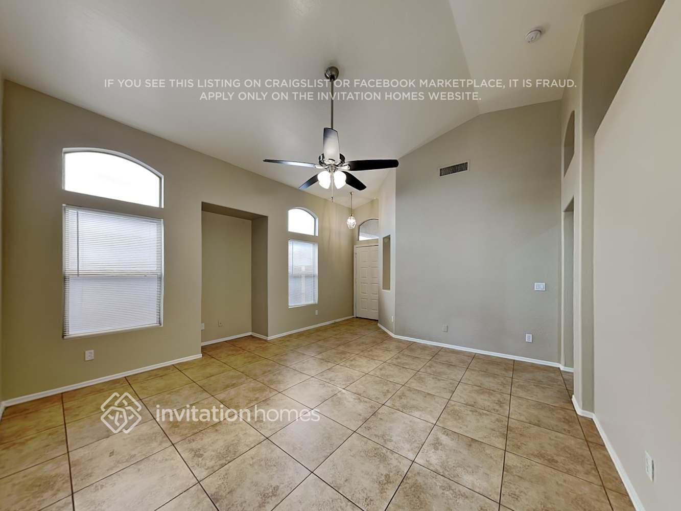 Building Photo - 1902 N 106th Ln