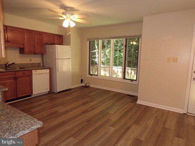 Building Photo - 8305 Ridge Crossing Ln