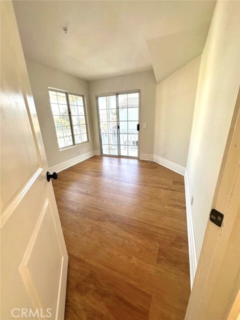 Building Photo - 8042 San Tropez Ct