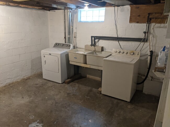 washer and dryer in basement - 8490 Trinity St
