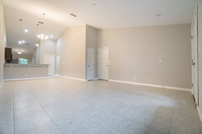 Building Photo - PENDING APPLICATION- Beautiful 3/2 Energy Efficient 1 Story Attached Home w/ 1 Car Garage