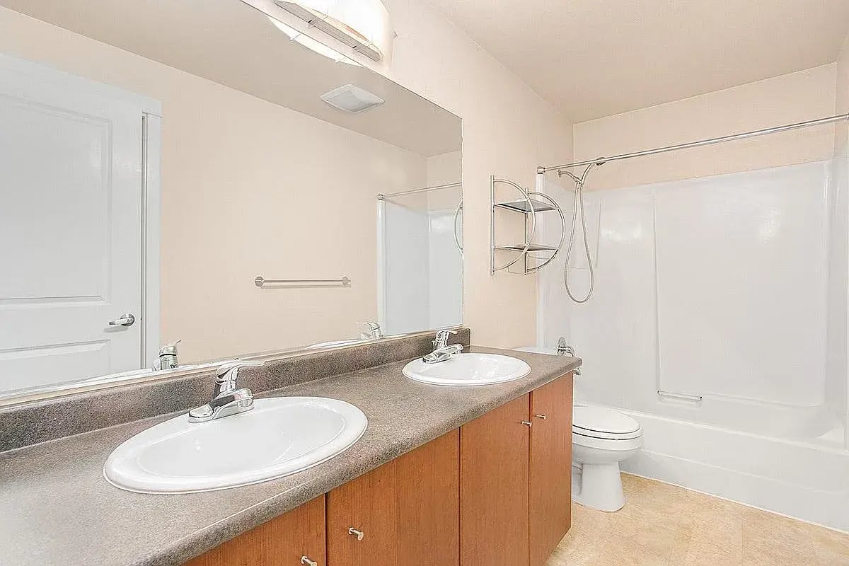 Building Photo - 11303 NE 128th St