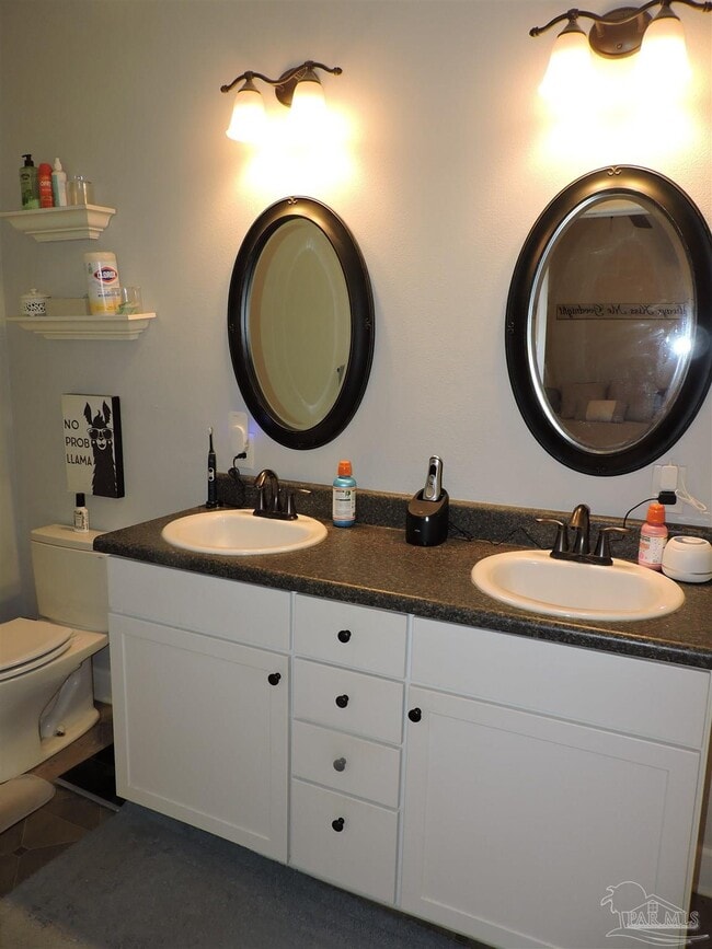 Building Photo - 1531 N 12th Ave