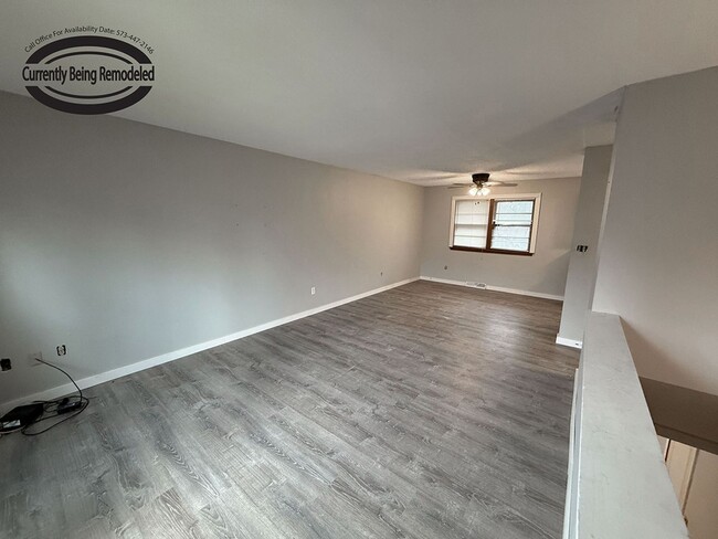 Building Photo - 1712 Garden Dr