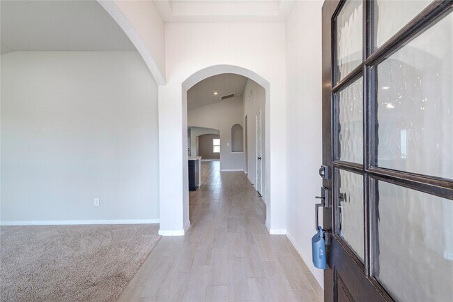 Building Photo - 250 Eagleville Dr