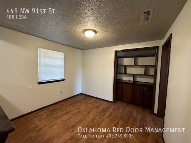 Building Photo - 445 NW 91st St