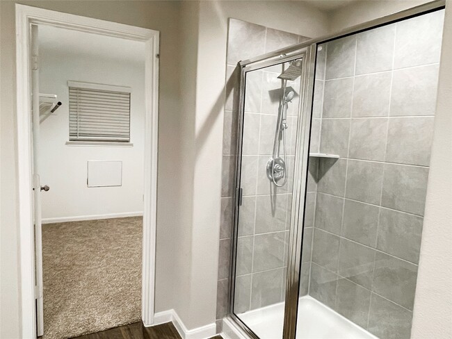 Building Photo - 13114 Leisure Cove Dr