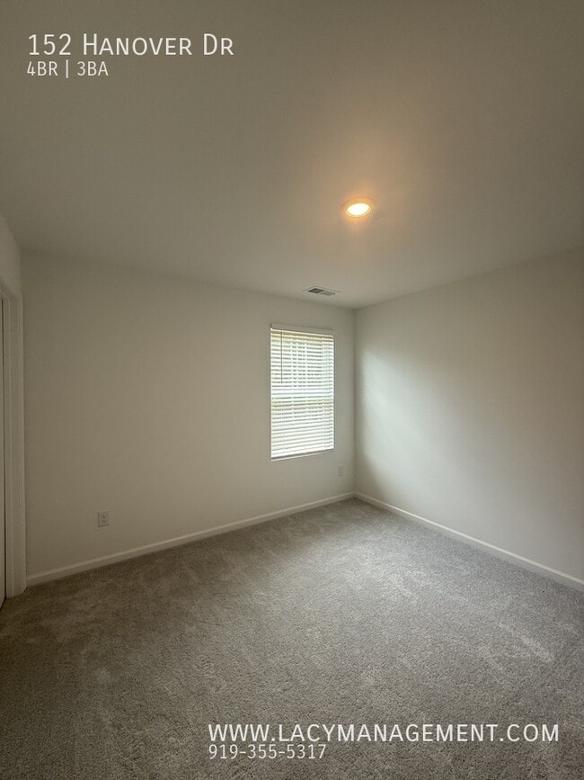Building Photo - 152 Hanover Dr