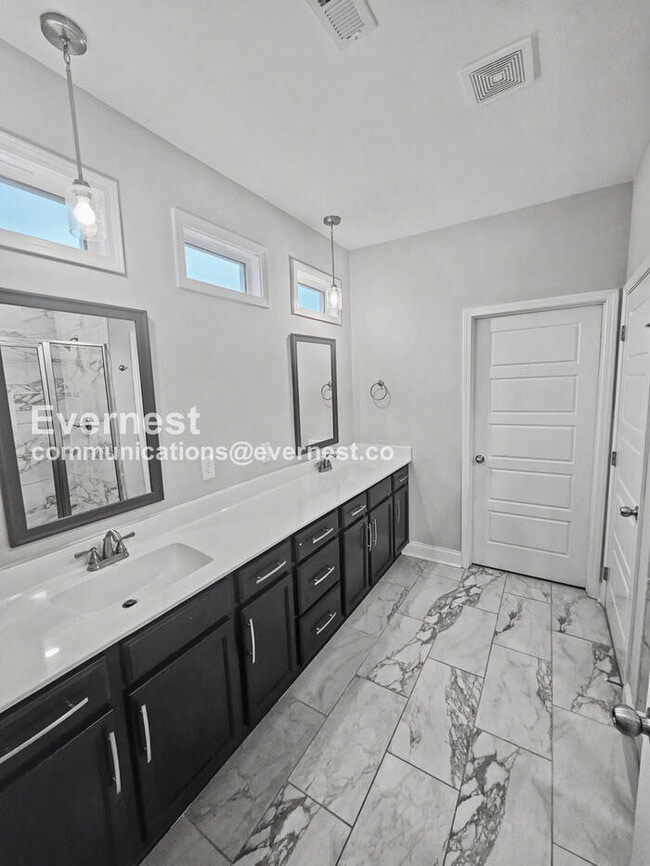 Building Photo - 4043 Ft Sumter Dr