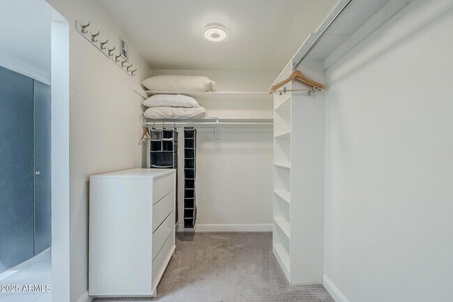 Building Photo - 7322 E Sierra Vista Dr