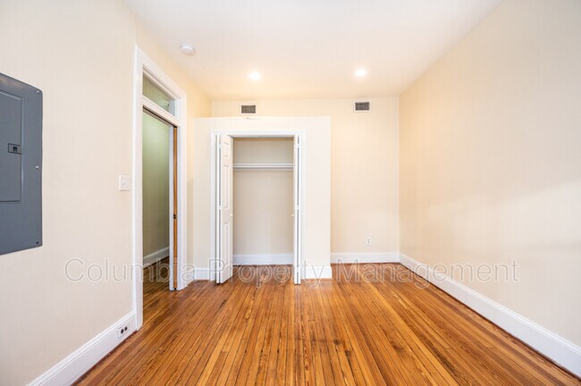 Building Photo - 1713 Euclid St NW