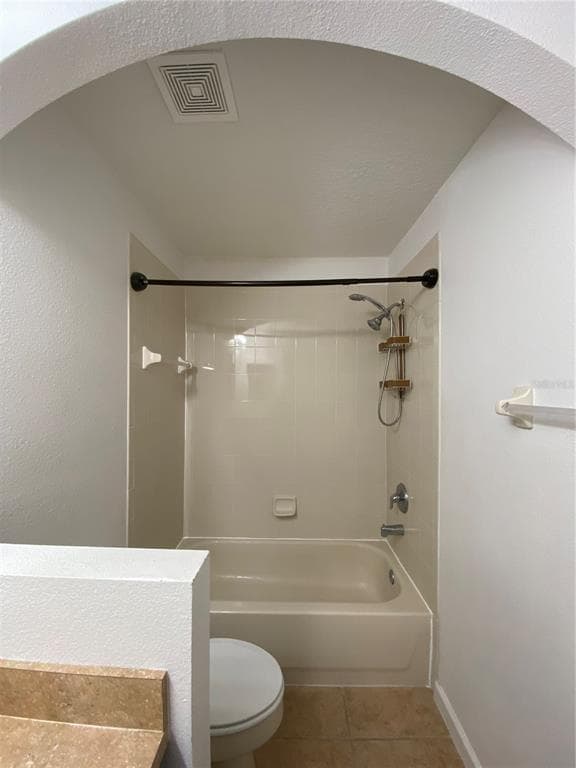 Building Photo - 10285 Park Commons Dr