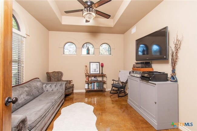 Building Photo - 1020 Woodland Bend Cir