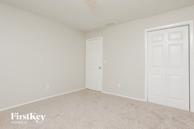 Building Photo - 1689 Cedro Ave