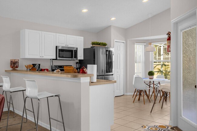 Building Photo - 326 Tivoli Cir
