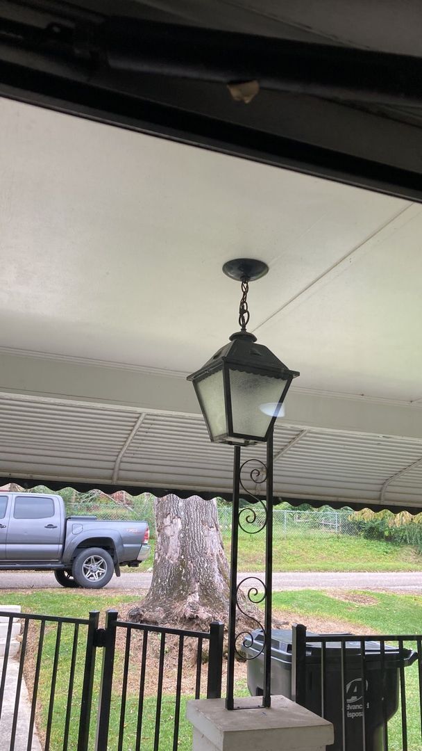 Building Photo - 305 Dogwood Ave