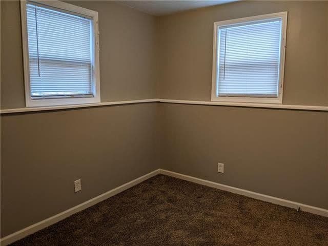 Building Photo - 900 S Lexington St