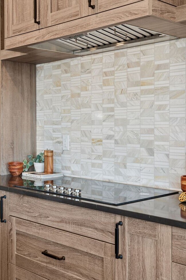 Building Photo - New Charming Berthoud Home with Modern Comfort | $1000 Deposit with Approved Credit and TWO WEEKS...