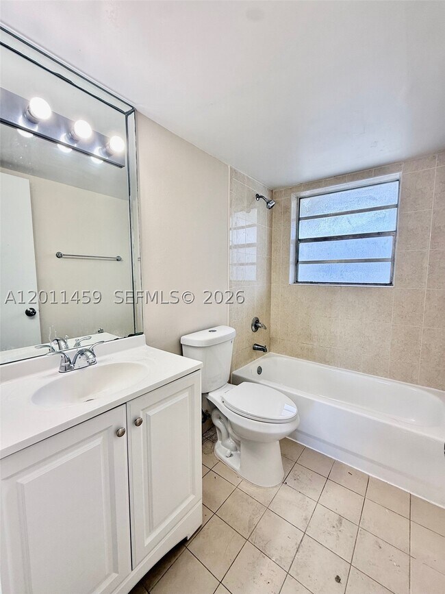 Building Photo - 1755 W 60th St