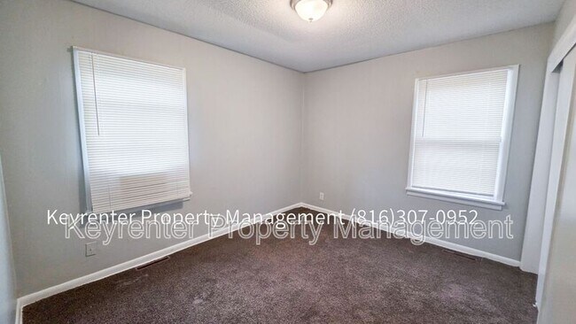 Building Photo - 5614 Indiana Ave