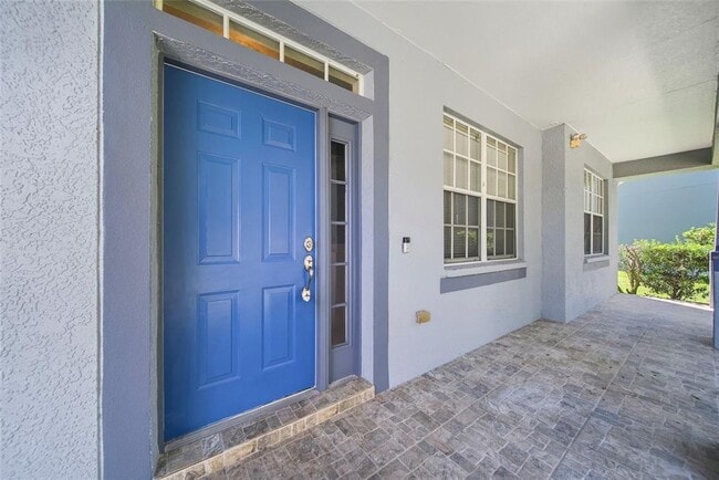 Building Photo - 11724 Holly Creek Dr