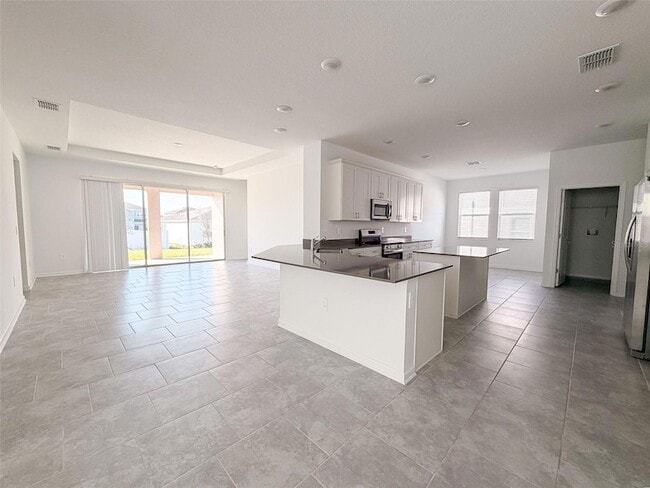 Building Photo - 1966 Winnie Ct.