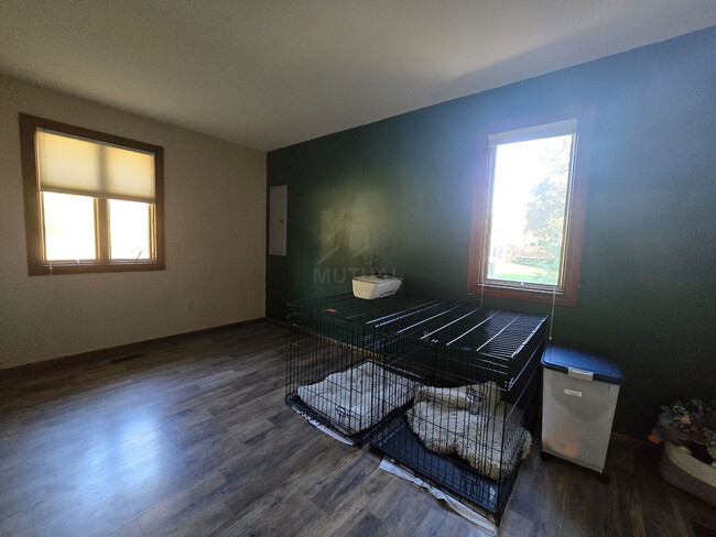 Building Photo - 1855 Luneta Ct