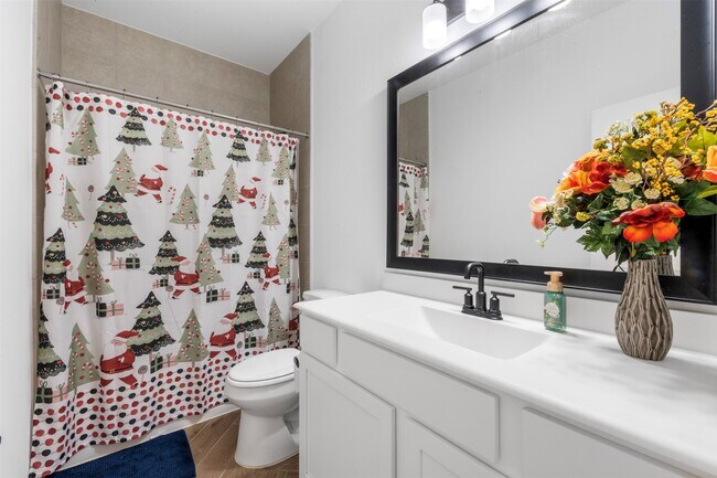 Building Photo - 11918 Autumn Leaf Dr