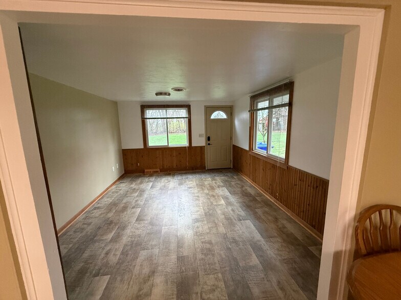 Living Room - 11321 W 143rd Ave