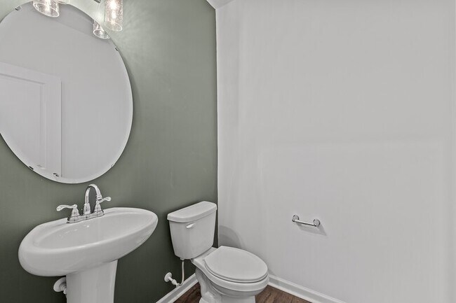 Building Photo - 539 S Lincoln St