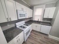 Building Photo - 738 Washington St