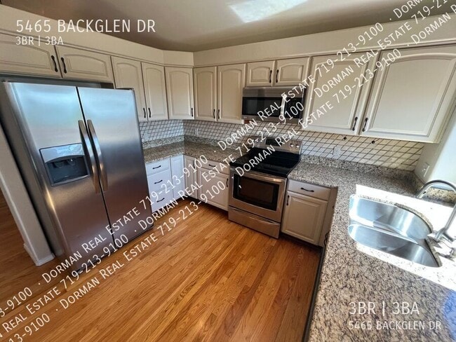 Building Photo - 5465 Backglen Dr
